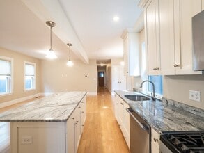 Building Photo - 24 Hall St Building Photo - 24 Hall St