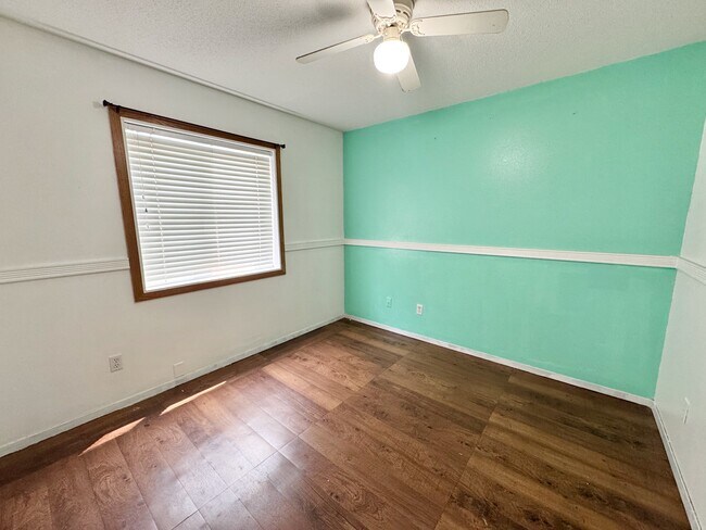 Foto del edificio - 5141 7th Ln S