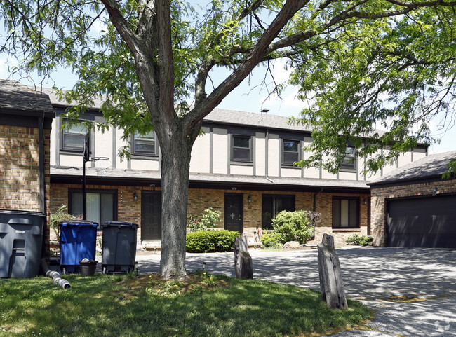 Building Photo - 5708-5716 Tibaron Ln