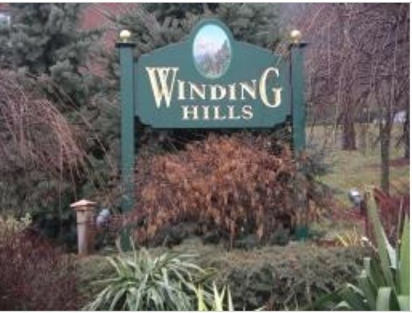 Foto del edificio - 100 Pierson Miller Dr