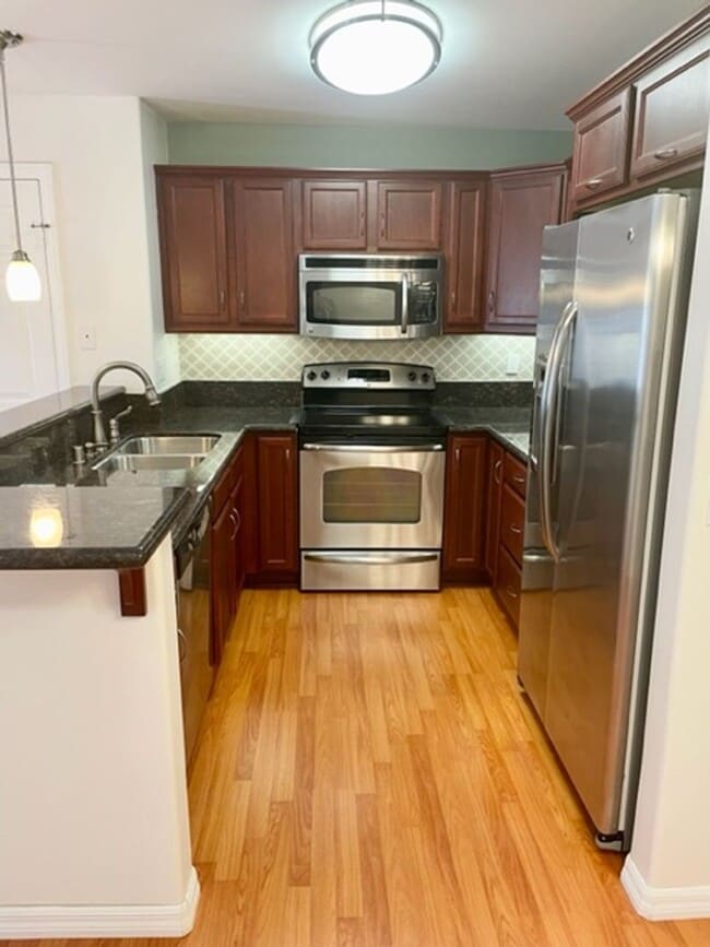 Foto del edificio - Upscale Condo in Clairemont