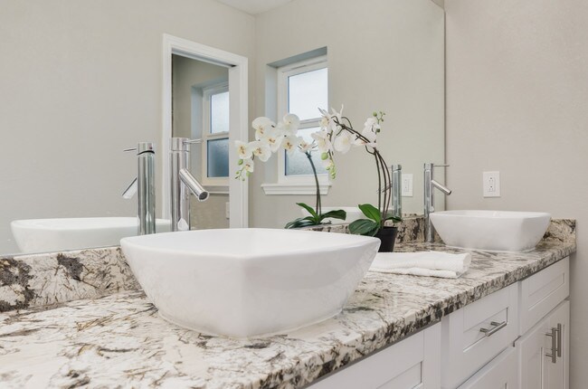 Building Photo - 15126 Turkey Creek Dr