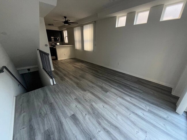 Building Photo - 4638 Sepulveda Blvd