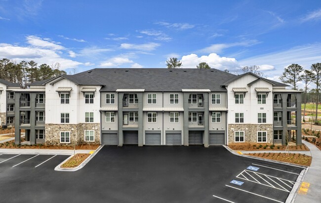 Building Photo - Tapestry Overbrook