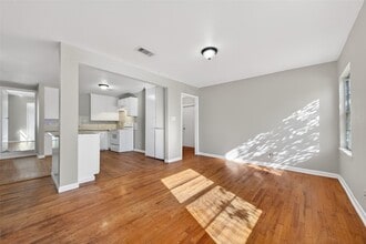 Building Photo - 6127 Beldart St