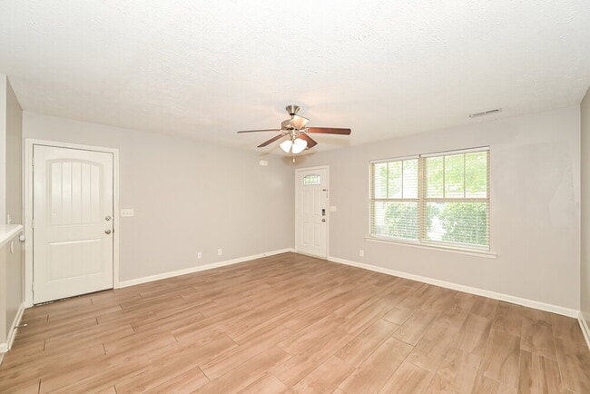 Building Photo - 1854 Warmingfield Dr