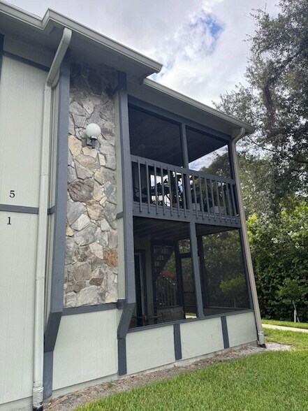 Building Photo - 8195 SE Croft Cir