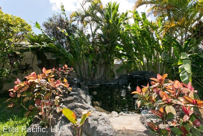 Building Photo - 4 br, 2 bath House - 607 Kealahou St.