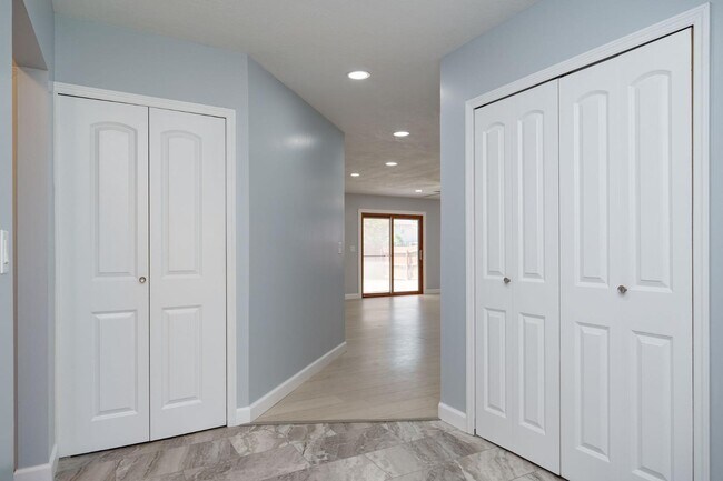 Building Photo - 6214 Shull Rd