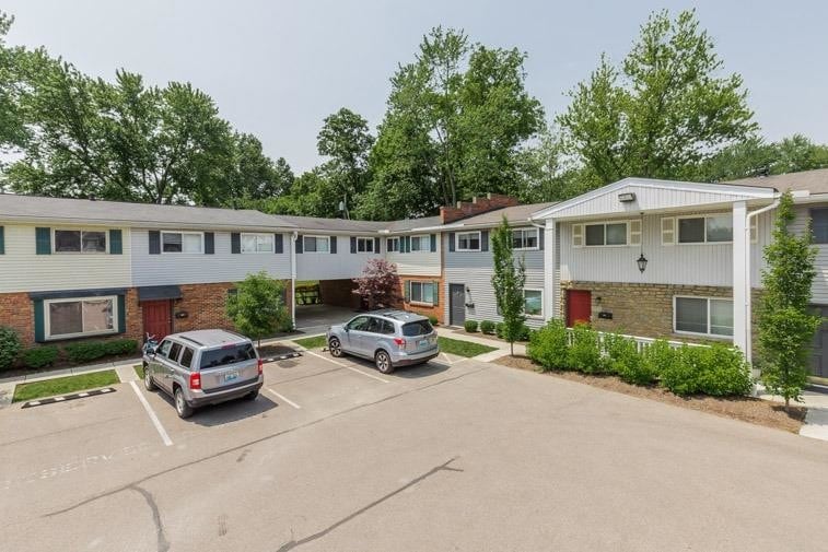 Primary Photo - 7752 Montgomery Rd
