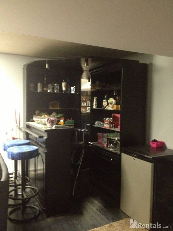 Foto del edificio - 420 Fairway Dr