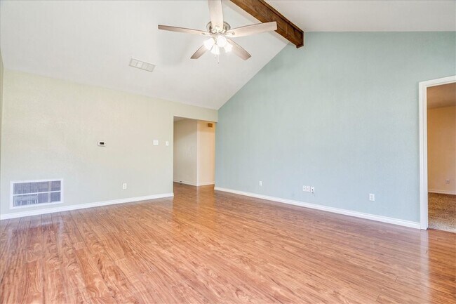 Building Photo - 507 Gregory Cove