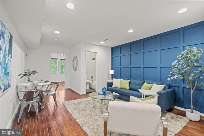 Foto del edificio - 1241 18th St NE