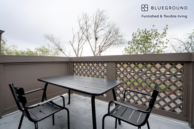 Building Photo - 243 Rock Harbor Ln