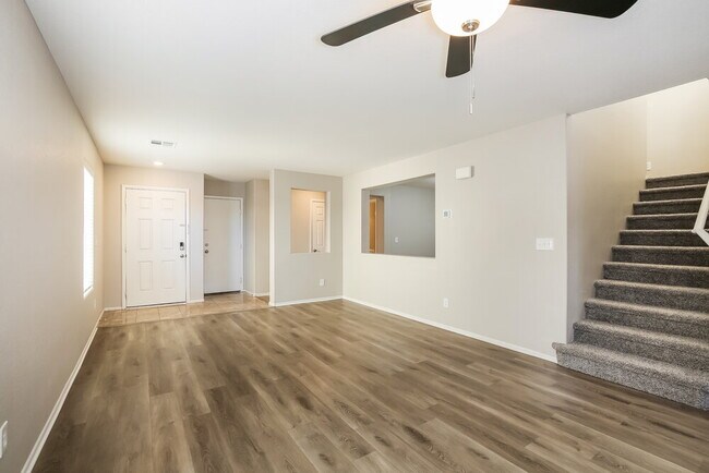 Foto del edificio - 9708 Maple Sugar Leaf Pl