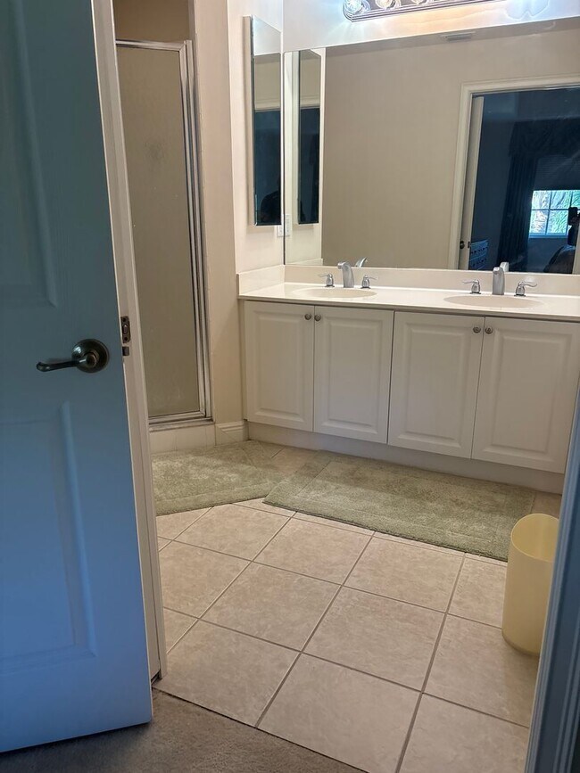 Photo - SPECIAL $500 off 1st MONTHS RENT— Fully Furnished or Unfurnished! Lakeview Elegance in Porto Vist... House