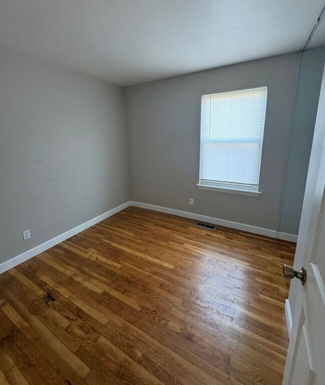 Foto del edificio - 1894 San Luis Rey Pkwy