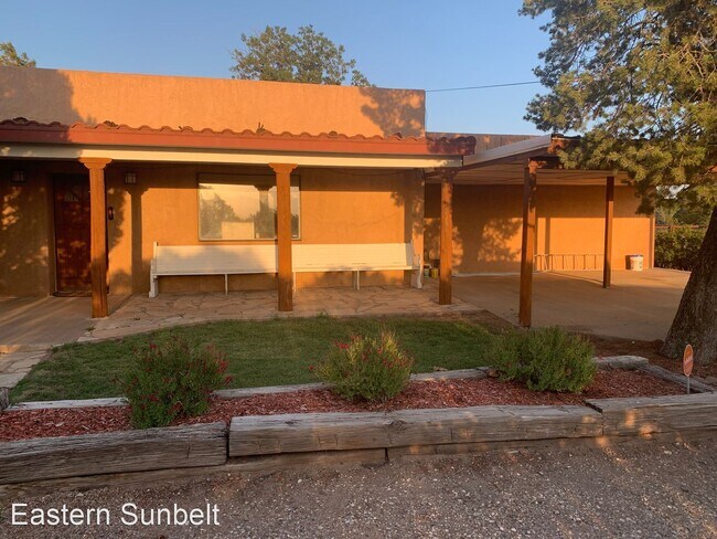 Building Photo - 3 br, 2 bath House - 1800 N Avenue O