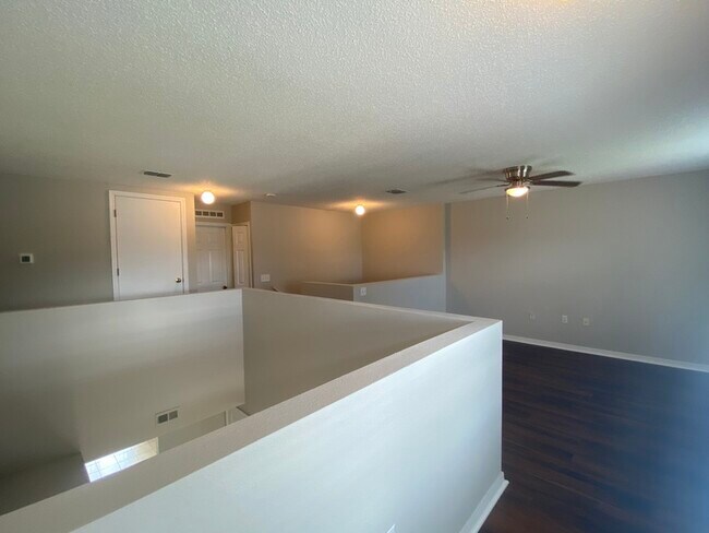 Foto del edificio - 4821 Preserve Blvd