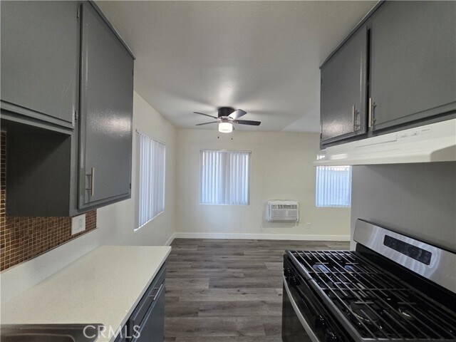 Foto del edificio - 20754 Hartland St