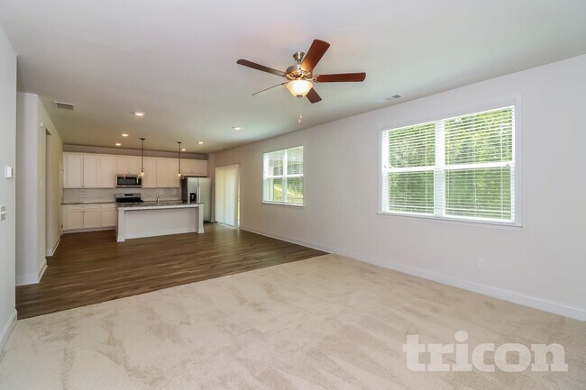 Building Photo - 73 Leyland Ct