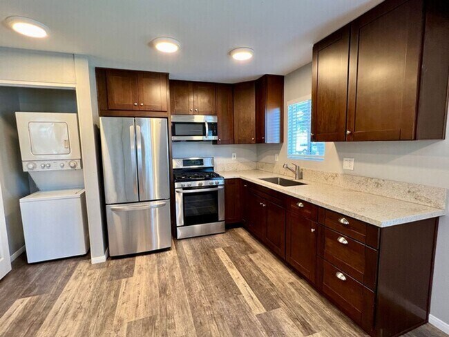 Foto del edificio - 4959-61 Catoctin Dr