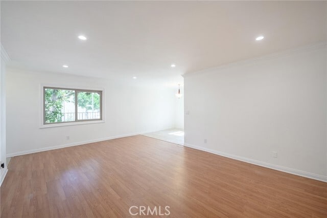 Building Photo - 823 E Wilson Ave