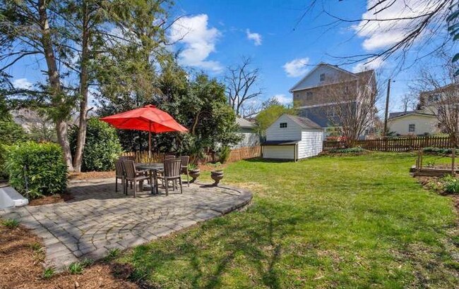 Building Photo - 3626 6th St S