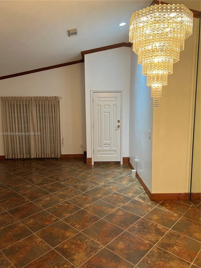 Foto del edificio - 5221 SW 154th Pl