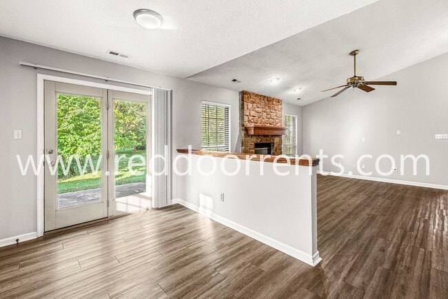 Foto del edificio - 7610 Chris Anne Dr