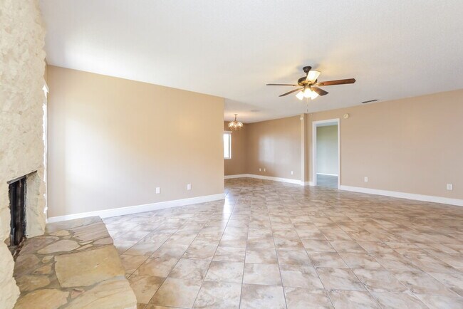 Foto del edificio - 1240 Rising Sun Blvd