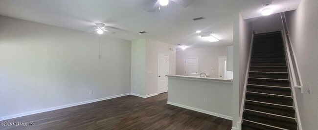Building Photo - 1573 Biscayne Bay Dr