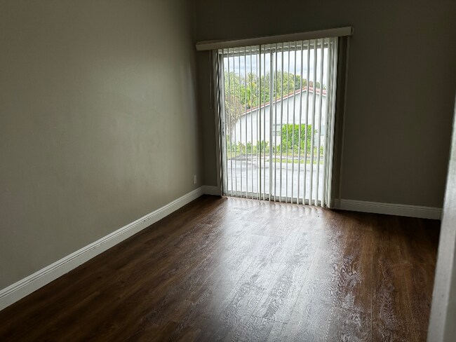 Foto del edificio - 10515 NW 37th St