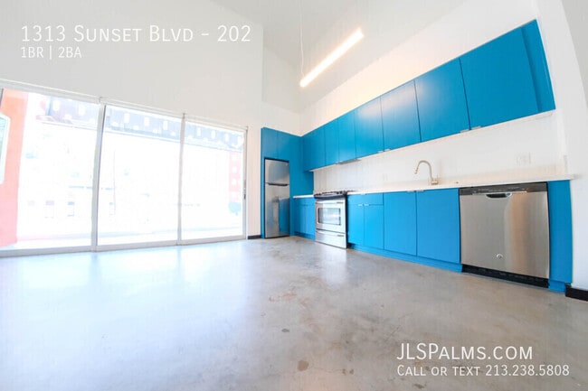 Building Photo - 1313 Sunset Blvd