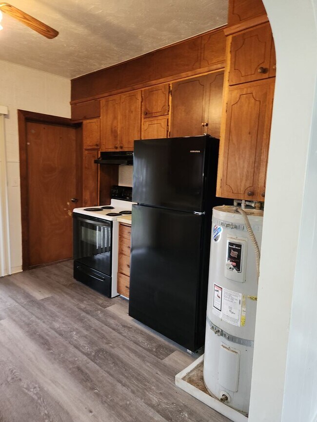 Foto del edificio - 3-bedroom 1 bath single family dwelling