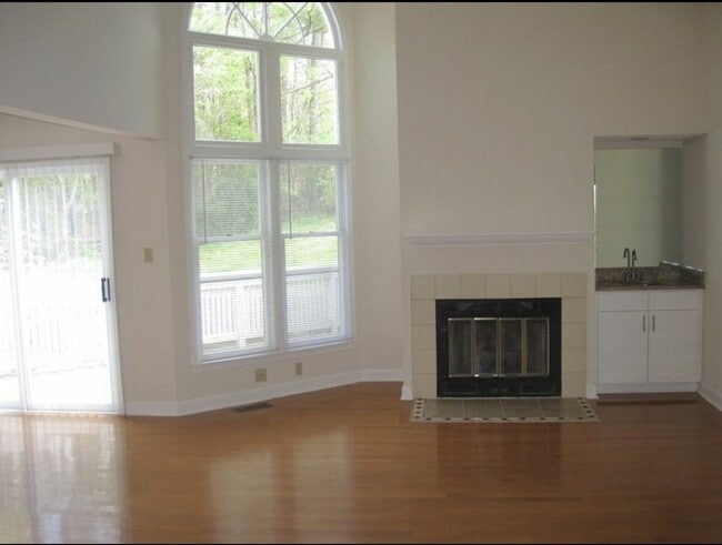 Photo - Live in Desirable Kirkwood in the heart of Chapel Hill! Townhome