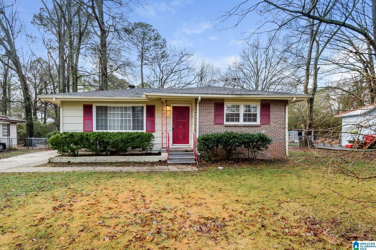 Foto principal - 113 16th Ct Cir NE