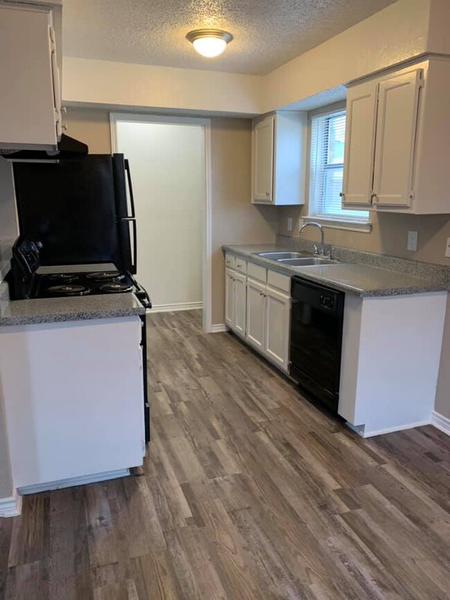 Kings Landing Apartments - Mansfield, TX | Apartments.com