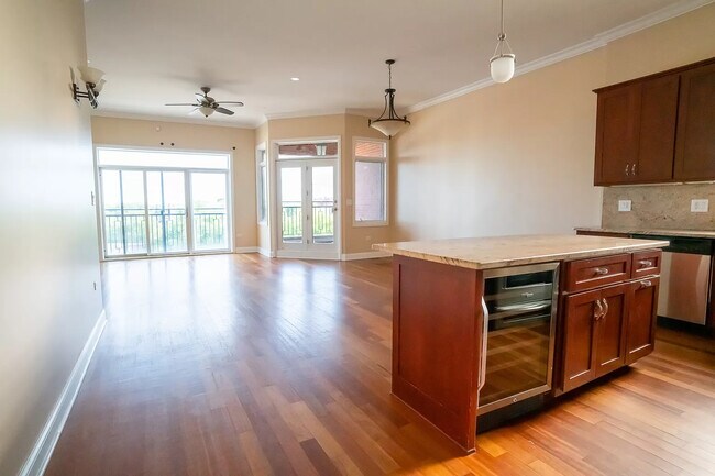 Foto del edificio - 3112 W Belmont Ave