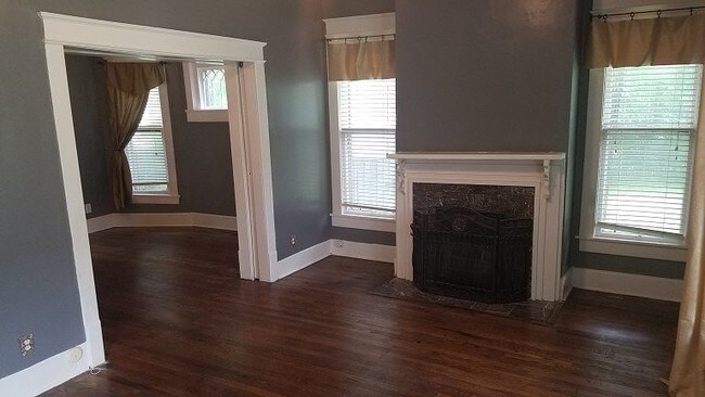 Foto del edificio - 1415 Douglas Ave