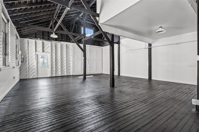 Foto del edificio - 735 17th St N