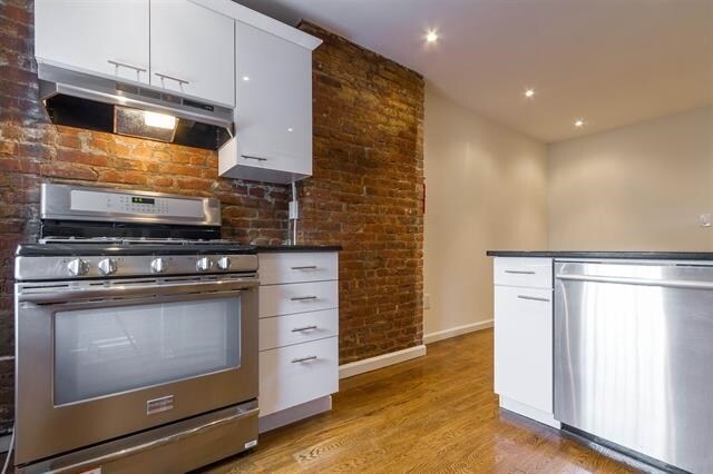 Foto del edificio - 281.5 2nd St