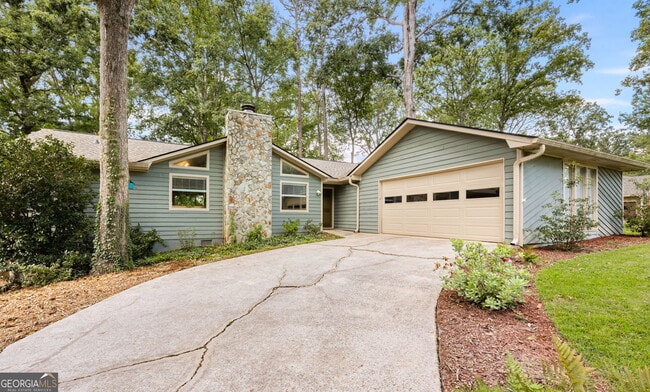 Foto del edificio - 2076 Lake Ridge Terrace