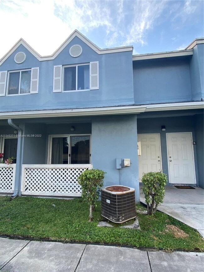 Building Photo - 17515 NW 67th Ct