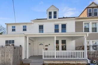 Building Photo - 234 Elm Terrace