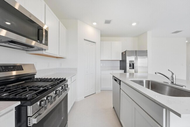 Foto del edificio - 10739 NW Moon Rise Ln