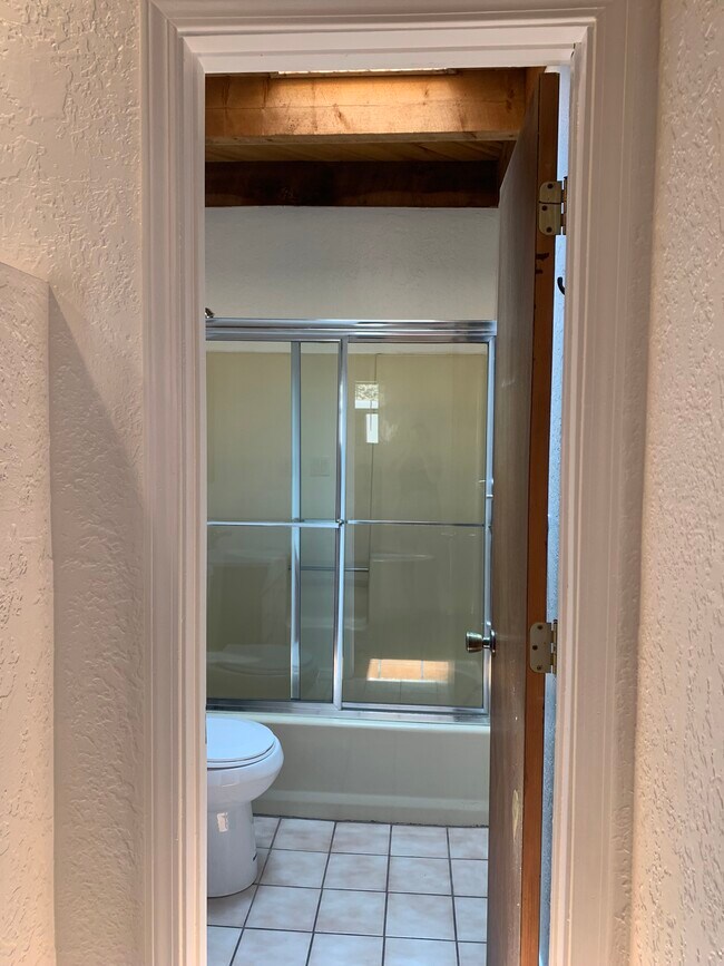 501 Caminito de Norbert, Santa Fe, NM 87505 Townhome Rentals in Santa