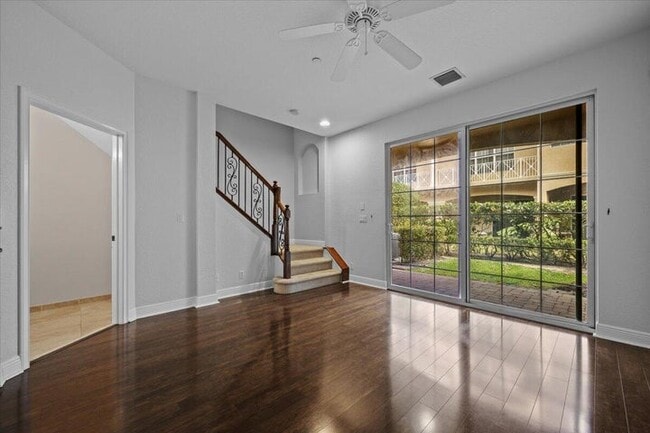 Photo - 4902 Vine Cliff Way E Townhome