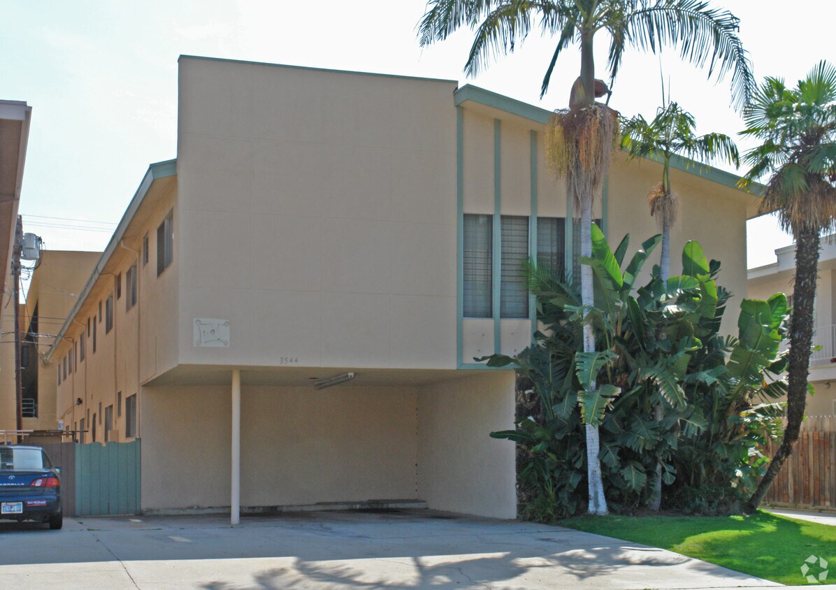 Primary Photo - 3544 Mentone Ave