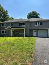 Building Photo - 250 Blauvelt Rd